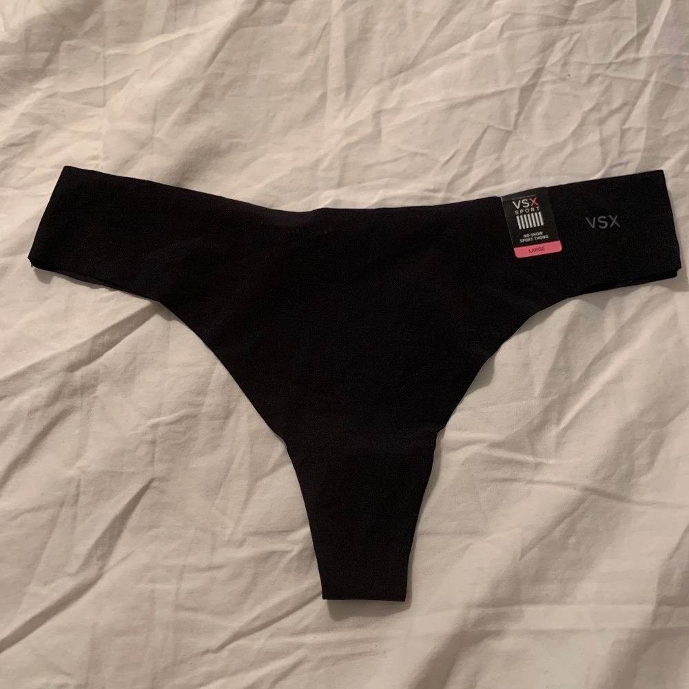 VS No-Show Panties, black, size L
